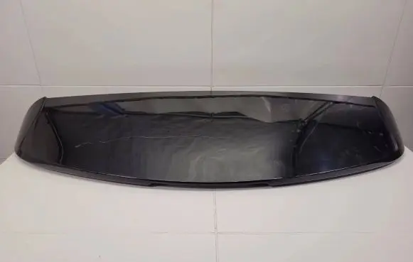 Tailgate/trunk spoiler