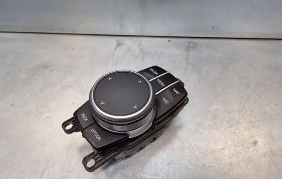 BMW X3 G01 Head unit multimedia control 5A0DC87 65825A0D08701 19226310