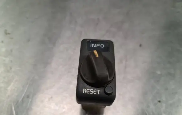 Volvo S70 V70 V70 XC Multifunctional control switch/knob 9162959 99W51K