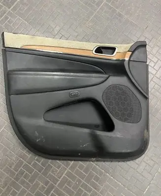 Jeep Grand Cherokee Front door card panel trim 1GR971X9AH 601428