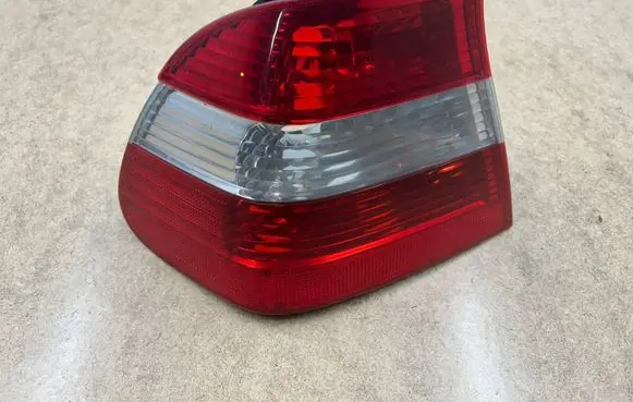 BMW 3 E46 Rear/tail lights 6910531 63216910531