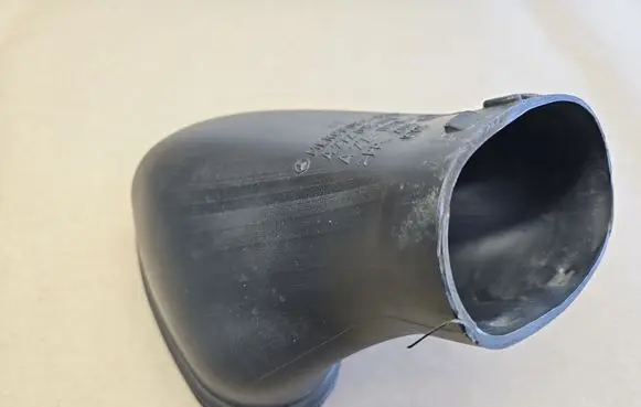 Mercedes-Benz SL R230 Air intake duct part A2720941011 A2730900482
