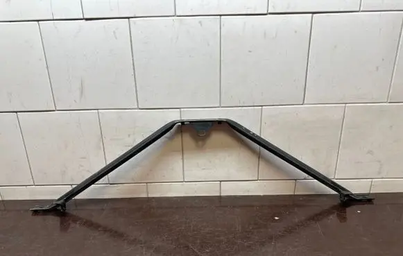 Radiator support slam panel bracket