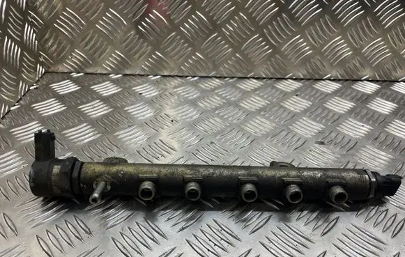 Opel Astra H Fuel main line pipe 0445214056