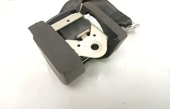 Audi A3 S3 8P Rear seatbelt 8P0857805 33054502 193857737A