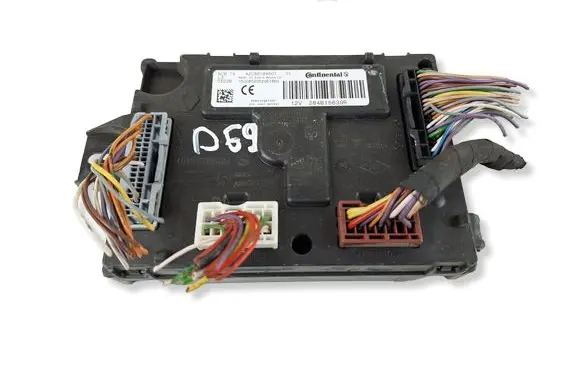 Renault Clio IV Other control units/modules 284B15639R A2C86184601