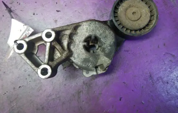 Audi A3 S3 8L Timing belt tensioner 06A903315E