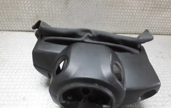Steering wheel column trim