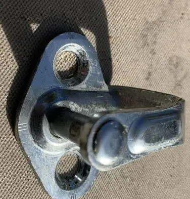 Opel Insignia A Rear door lock loop/hook striker 