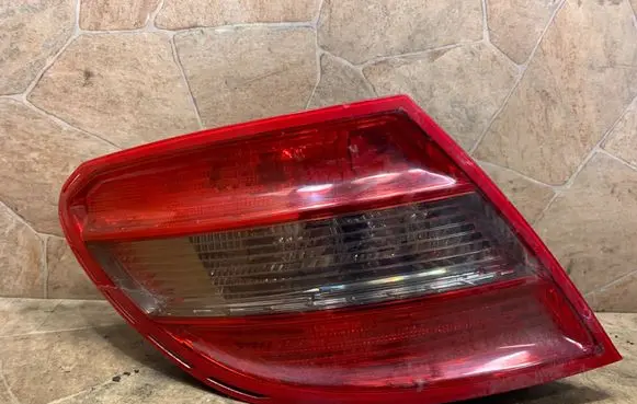 Mercedes-Benz C W204 Rear/tail lights A2048202964