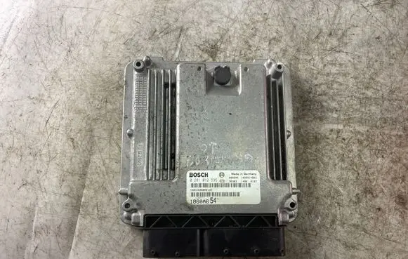 Mitsubishi Grandis Engine control unit/module 0281012535 1860a654