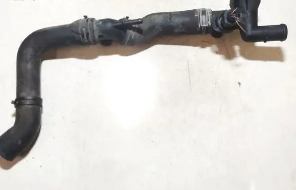 Audi A3 S3 8L Engine coolant pipe/hose 06a121133j