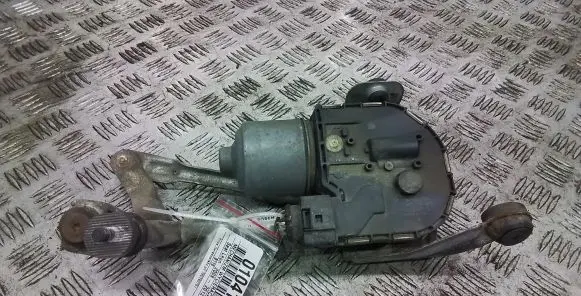 Seat Leon (1P) Front wiper linkage 