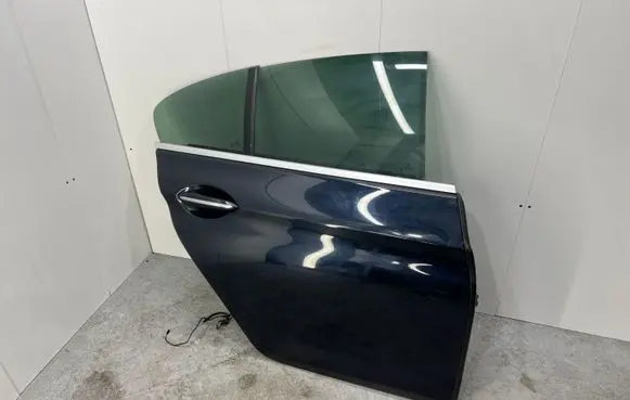 BMW 6 F06 Gran coupe Rear door