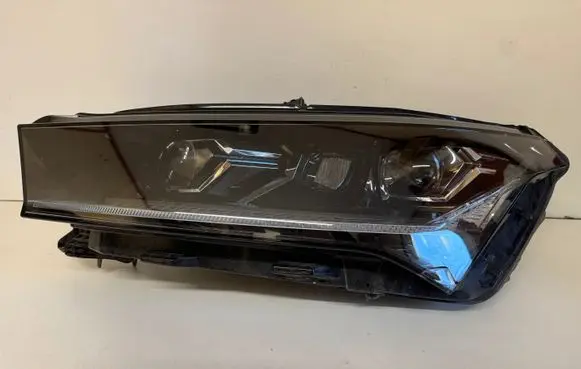 Skoda Enyaq iV Headlight/headlamp 5LB941015A 1EX01477321