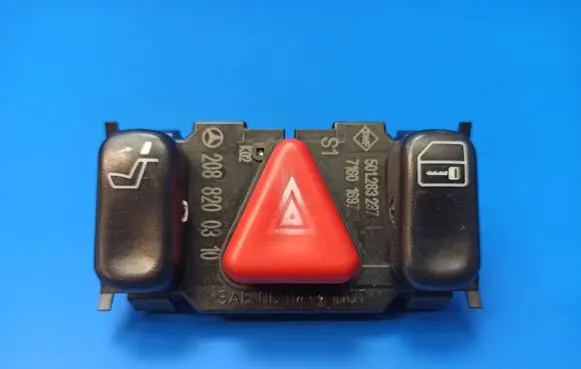 Mercedes-Benz C W202 Hazard light switch 2088200310