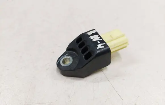 Toyota RAV 4 (XA30) Airbag deployment crash/impact sensor 8983128020 7274JJKZG