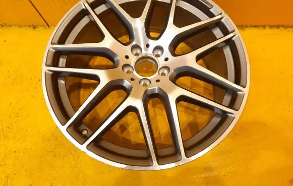 Mercedes-Benz ML W166 R21 alloy rim A1664012800