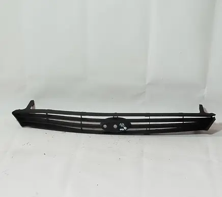 Ford Focus Front grill 98AB8200A