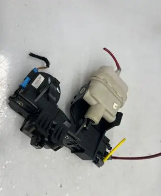 Mercedes-Benz S W220 Tailgate/trunk/boot lock/catch/latch A2208000478