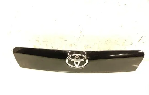Toyota RAV 4 (XA30) Trunk door license plate light bar 7680142040