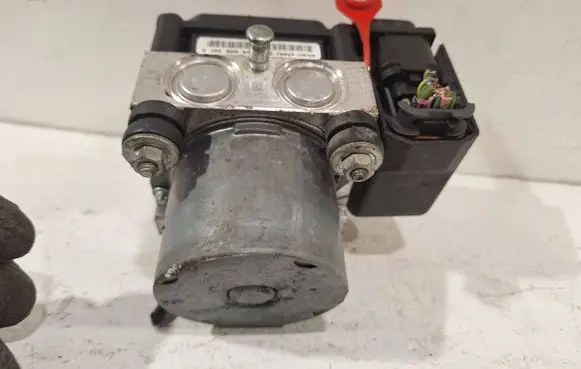 Peugeot 308 ABS Pump 0265231796