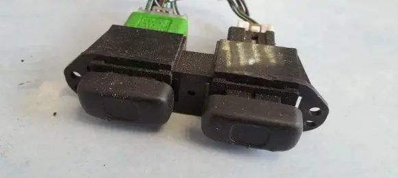 Mitsubishi Galant Hazard light switch niles06013