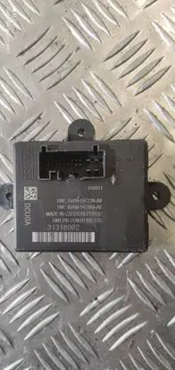Volvo V70 Door control unit/module 31318962