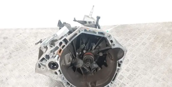 Renault Kadjar Manual 6 speed gearbox TL4079