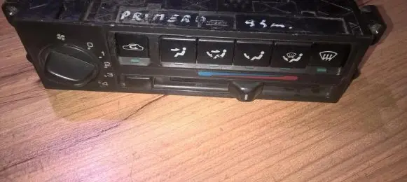 Nissan Primera Climate control unit