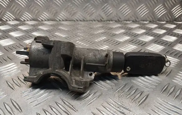 Audi A6 S6 C5 4B Ignition lock 4B0905851C 4B0905849