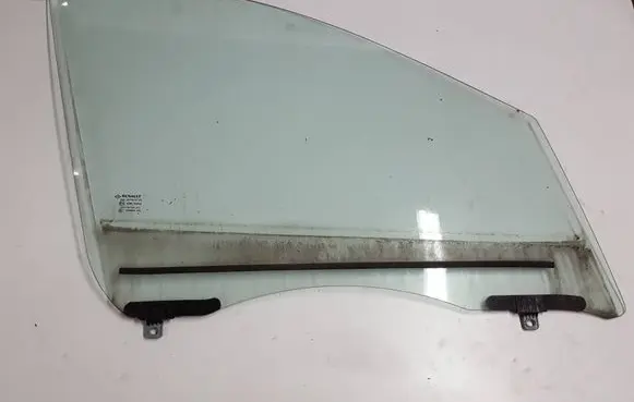 Renault Scenic III - Grand scenic III Front door window glass four-door 