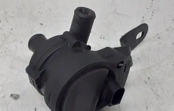 Mercedes-Benz ML W164 Electric auxiliary coolant/water pump A2118350364 0392023000