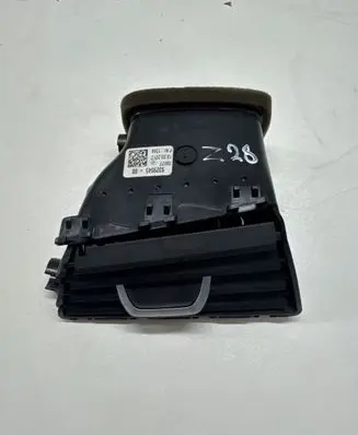 BMW 5 G30 G31 Dashboard side air vent grill/cover trim 9329545 16828110 6422