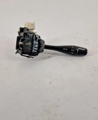 Mitsubishi Pajero Light switch 17B153
