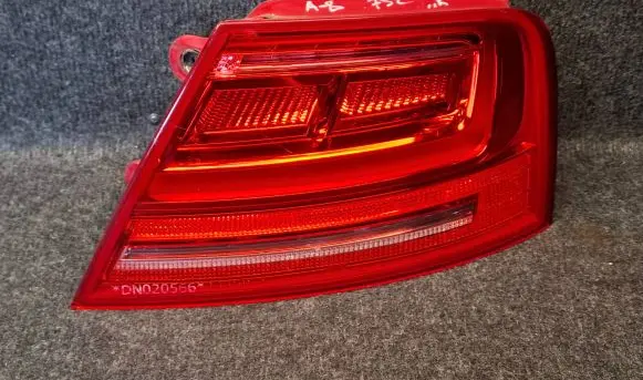 Audi A8 S8 D4 4H Rear/tail lights 4H0945096