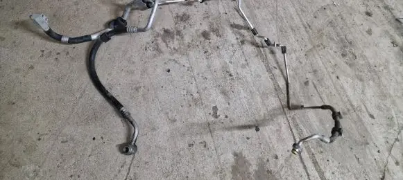 Audi A4 S4 B8 8K Air conditioning (A/C) pipe/hose 8K1260712B