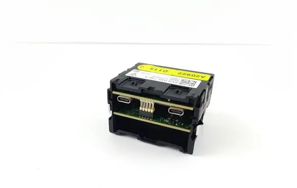 Porsche Cayenne (9Y0 9Y3) USB socket connector 9Y0035736A