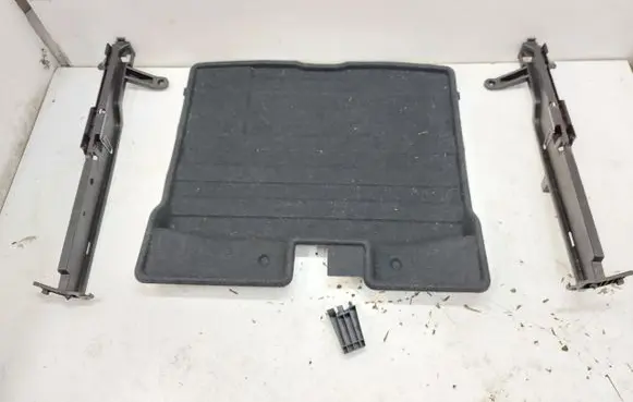 Volvo XC40 Trunk/boot floor carpet liner VOLXC40DYW4029810