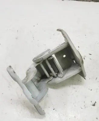 Nissan Primastar Loading door upper hinge 527428C 57854C