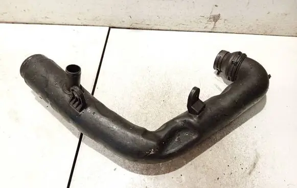 Intercooler hose/pipe