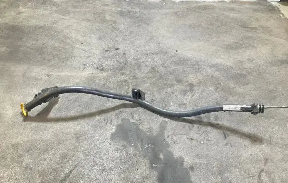 Oil level dip stick