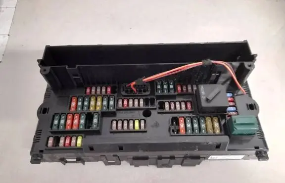 BMW 5 GT F07 Fuse box set 923442101 9234421-01