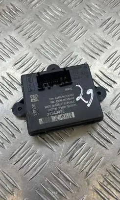 Volvo S60 Door control unit/module 31343482