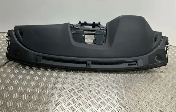 Subaru Outback (BT) Dashboard 66040AN00A 230503 EANE2305030327
