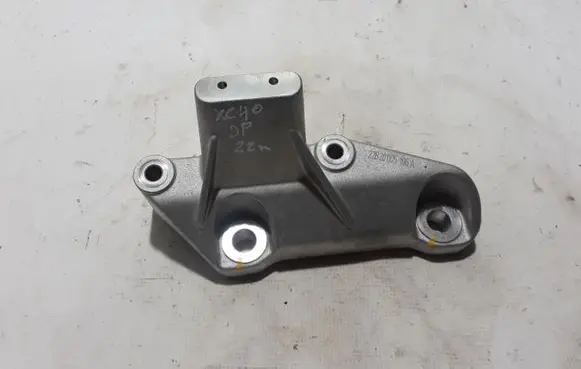 Volvo XC40 Engine mounting bracket 31686306