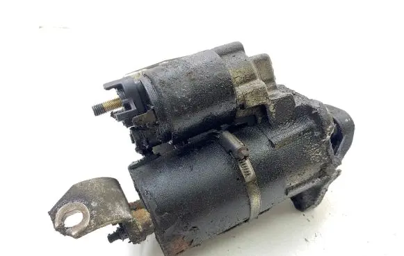 Audi A4 S4 B5 8D Starter motor