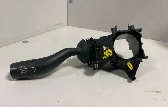 Volkswagen Touareg I Indicator stalk 3D0953513 01100719 K0301104300