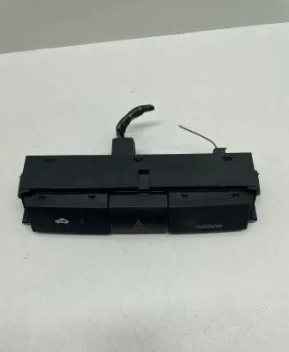 Toyota Corolla Verso AR10 Hazard light switch 153965