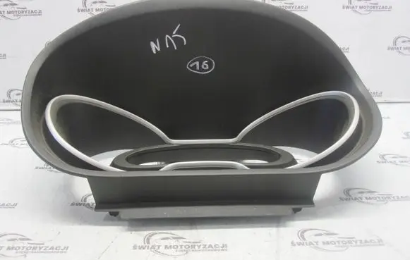 Renault Trafic III (X82) Dashboard trim 681017678R